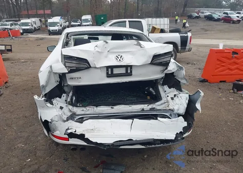 2017 Volkswagen Jetta 1.4T S z USA, uszkodzony, nr VIN 3VW2B7AJ5HM350166